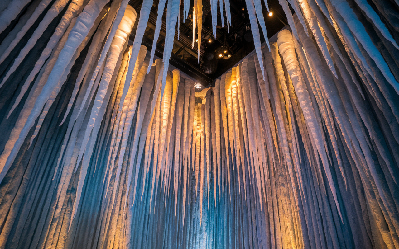 exaggerated long icicles